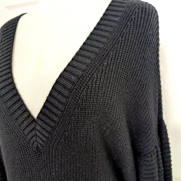 NEW Express Ribbed Maxi Dress Womens Size Medium Black Stretch V Neck Long - Picture 3 of 12